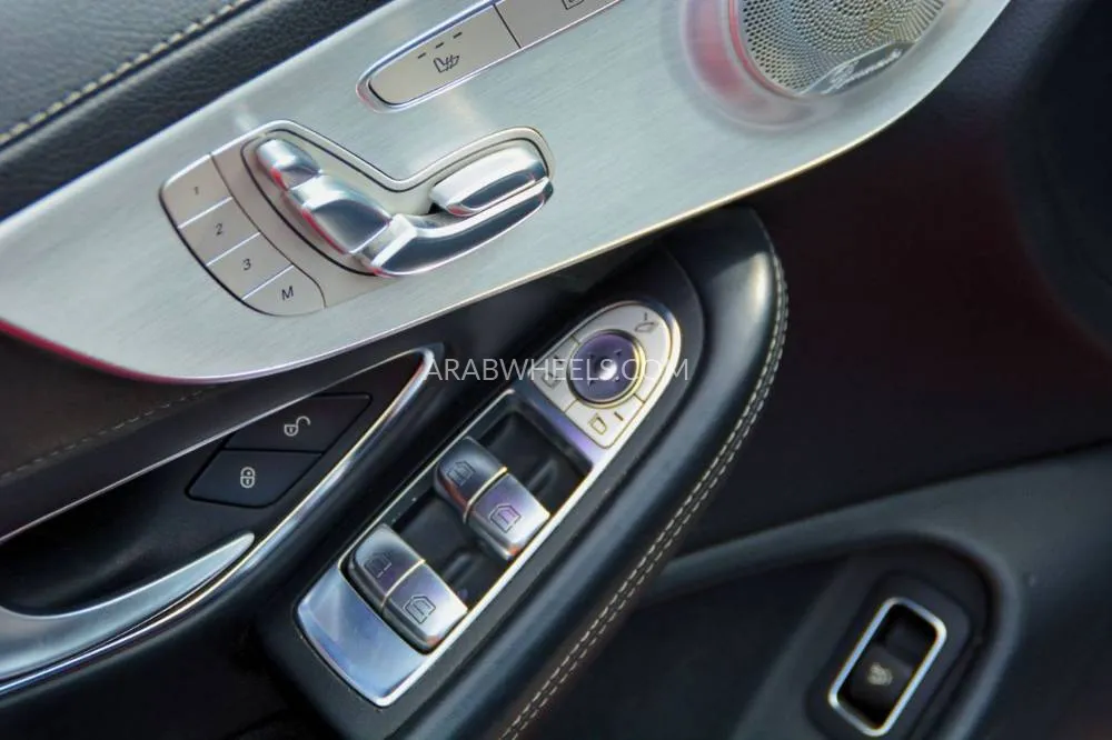 Mercedes Benz C Class 2017 for Sale in Sharjah Image-11