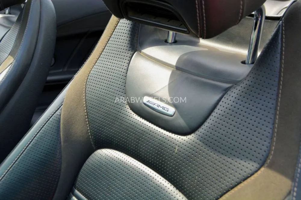 Mercedes Benz C Class 2017 for Sale in Sharjah Image-16