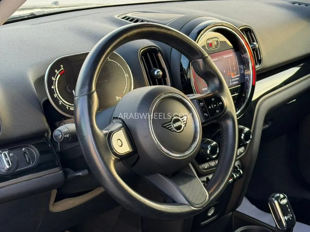 Mini Cooper 2022 for Sale in Sharjah Image-8