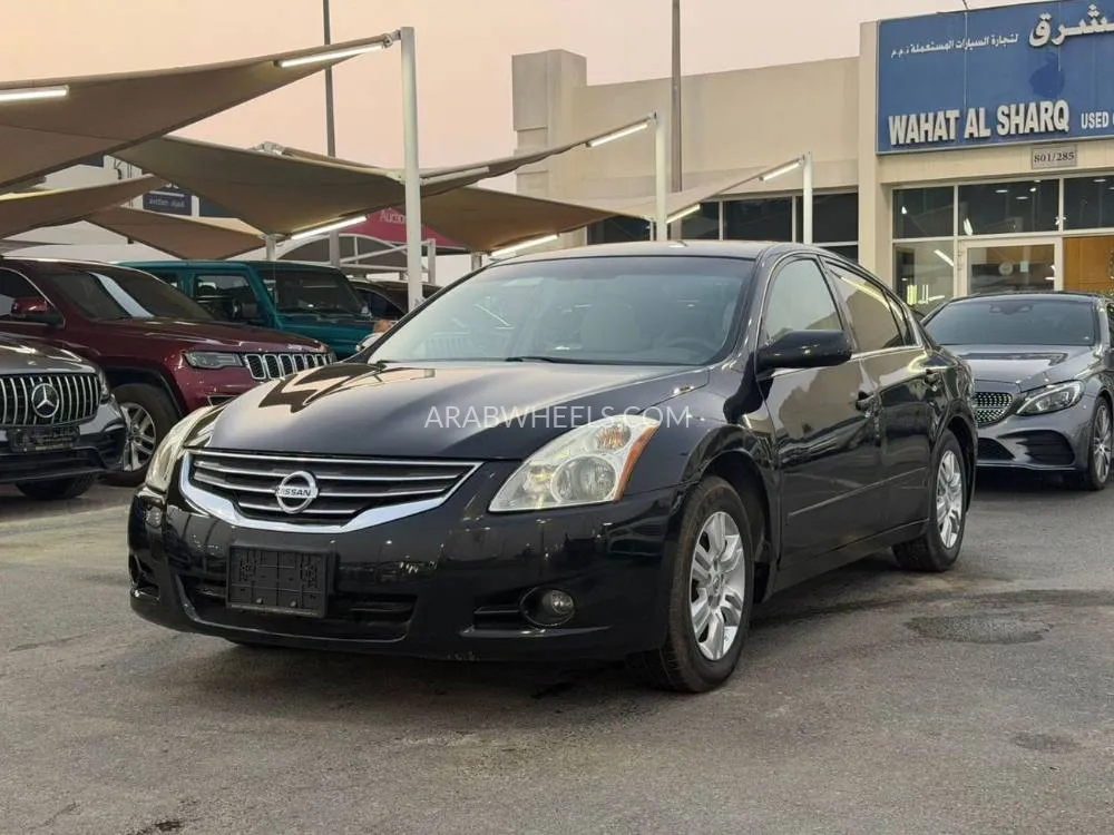 Nissan Altima 2011 for Sale in Sharjah Image-3