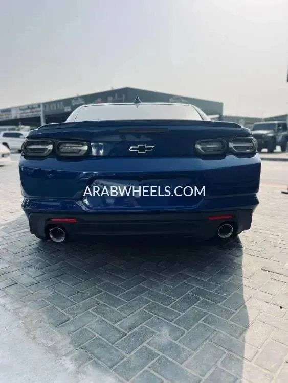 Chevrolet Camaro 2019 for Sale in Ajman Image-3