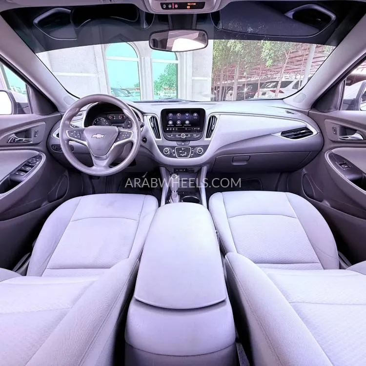 Chevrolet Malibu 2019 for Sale in Ajman Image-7
