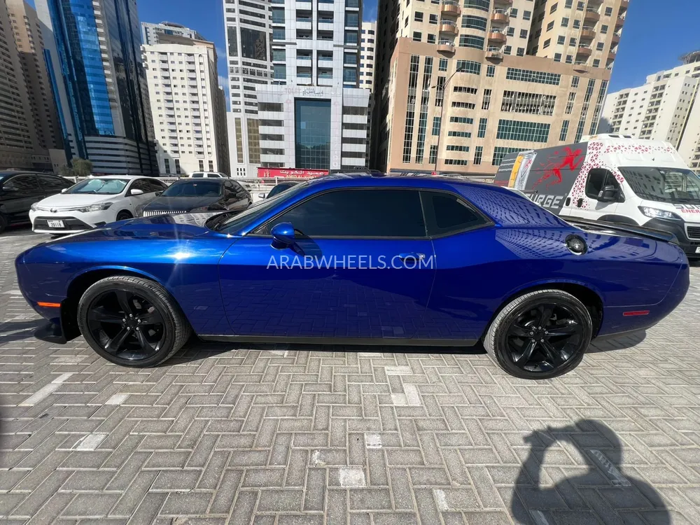 Dodge Challenger 2019 for Sale in Sharjah Image-3