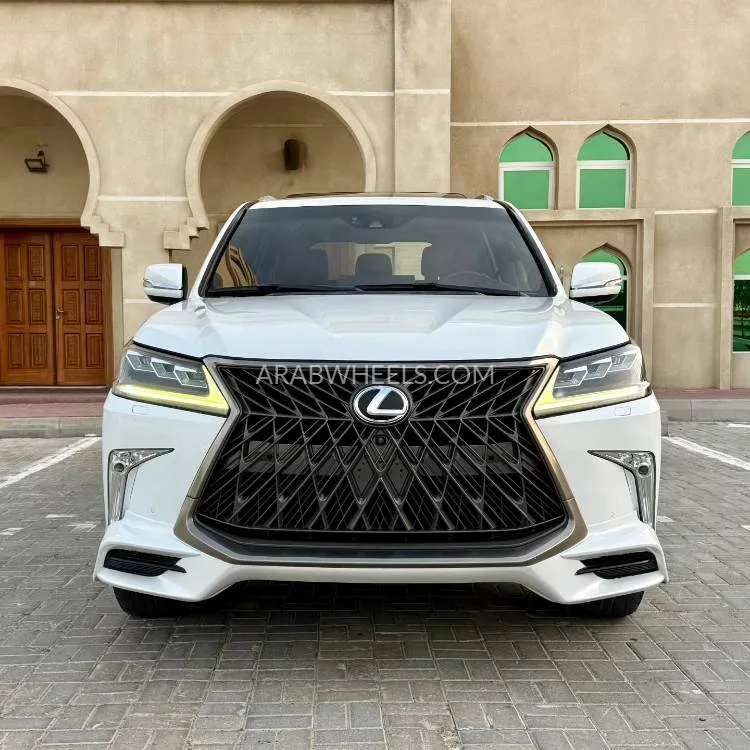 Lexus LX 2018 for Sale in Ajman Image-2