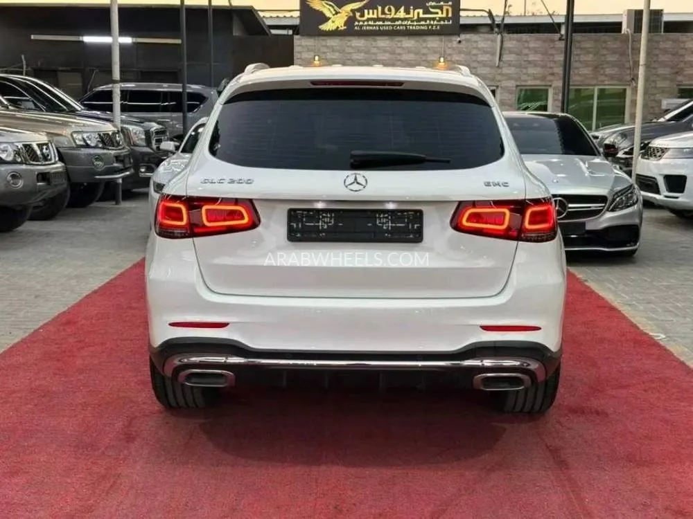 Mercedes Benz GLC Class 2021 for Sale in Ajman Image-9
