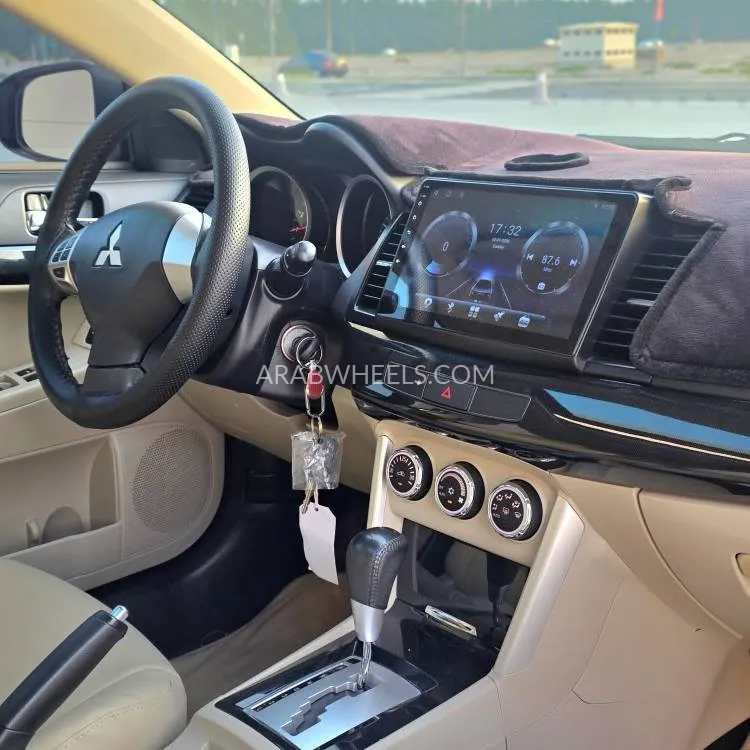 ميتسوبيشي لانسر 2017 for Sale in الشارقة Image-12