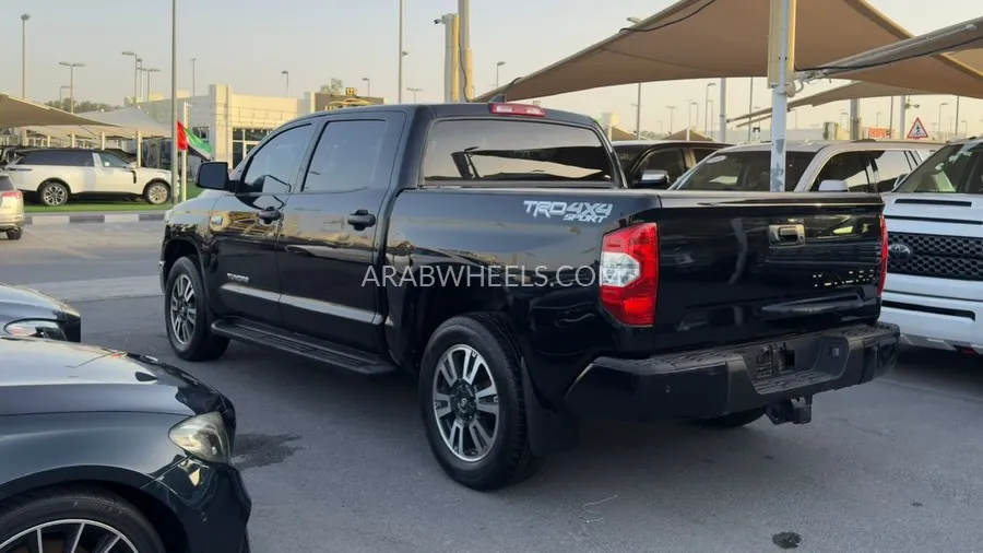 Toyota Tundra 2021 for Sale in Sharjah Image-7