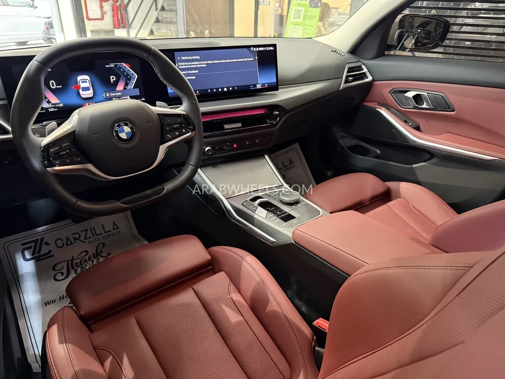 بي إم دبليو الفئة الثالثة 2025 for Sale in دبي Image-8