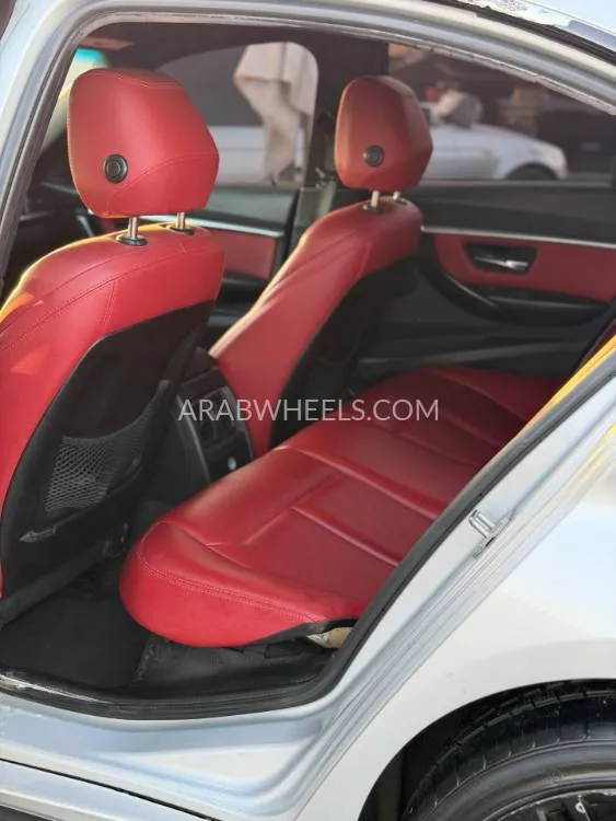 بي إم دبليو الفئة الثالثة 2017 for Sale in الفجيرة Image-10