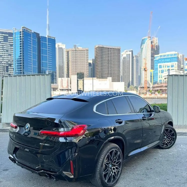 BMW X4 2022 for Sale in Dubai Image-2