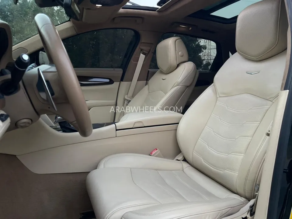 Cadillac CT6 2017 for Sale in Fujairah Image-6