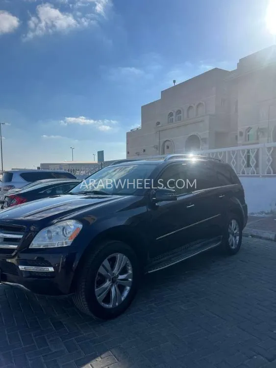 Mercedes Benz GL Class 2012 for Sale in Ajman Image-3