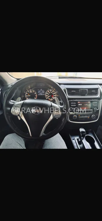 Nissan Altima 2018 for Sale in Sharjah Image-7