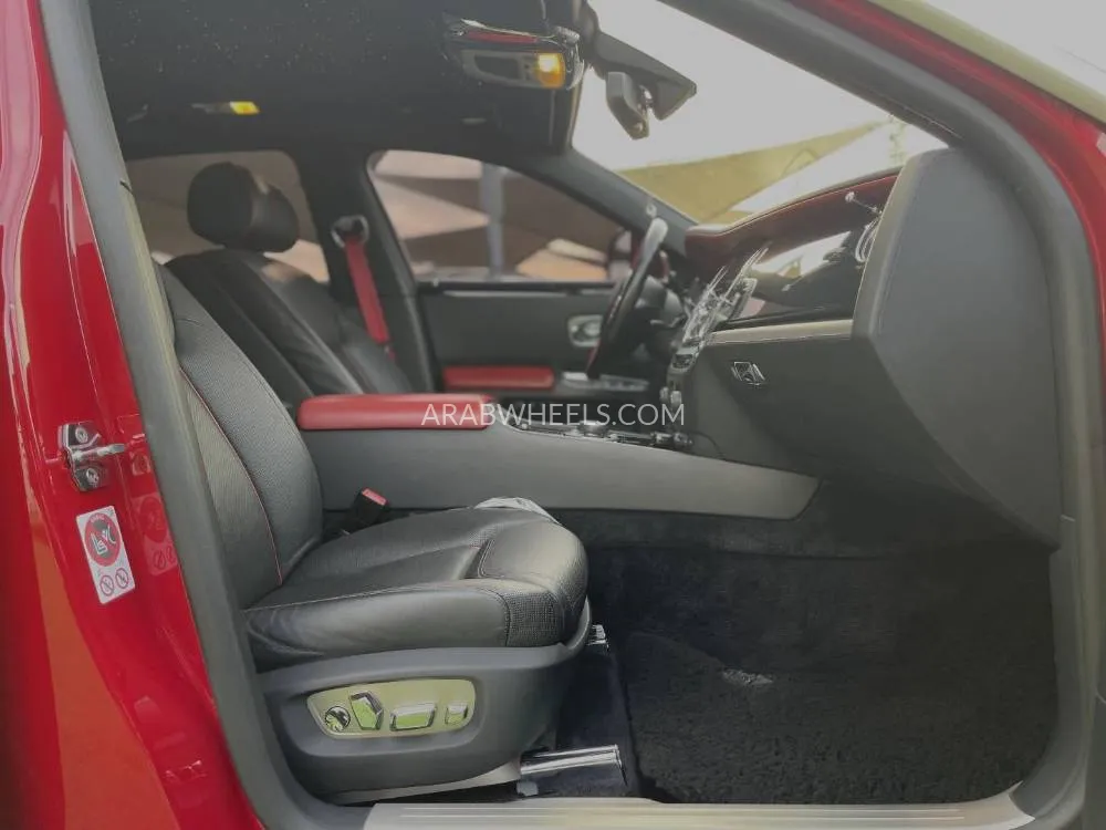 Rolls Royce Ghost 2016 for Sale in Sharjah Image-9