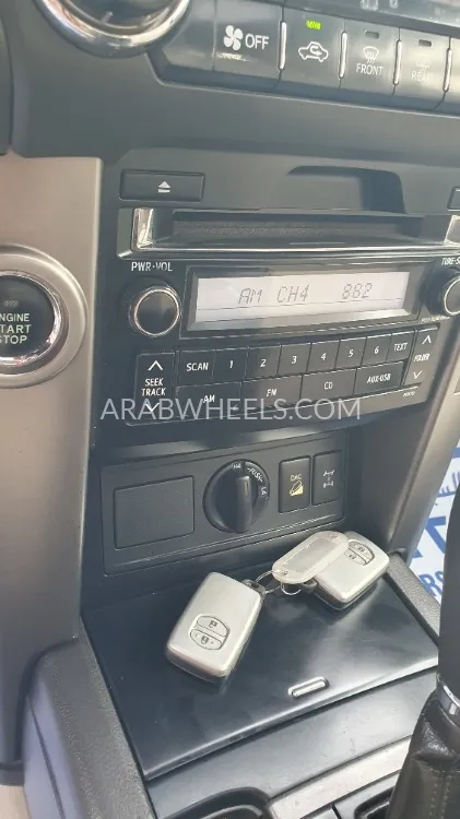 Toyota Land Cruiser Prado 2012 for Sale in Sharjah Image-4