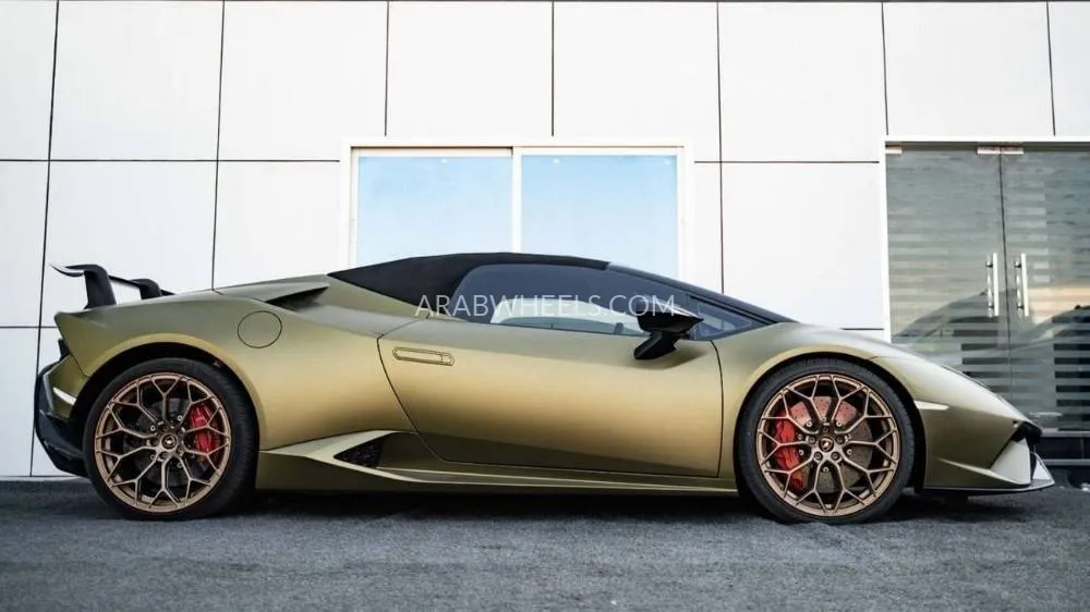 Lamborghini Huracan 2021 for Sale in Dubai Image-3