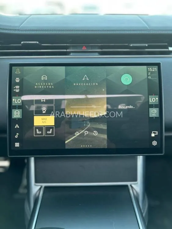 لاند روفر رينج روفر 2024 for Sale in دبي Image-6