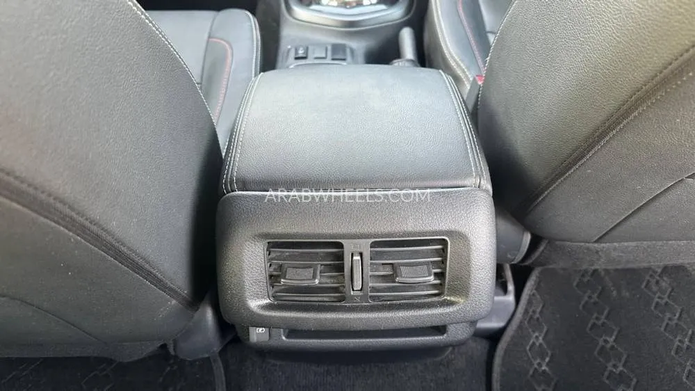 نيسان  نافارا 2023 for Sale in دبي Image-7