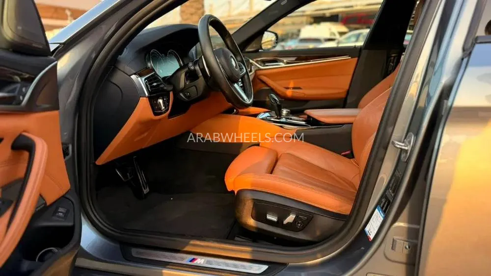 BMW 5 series 2018 for Sale in Dubai Image-3