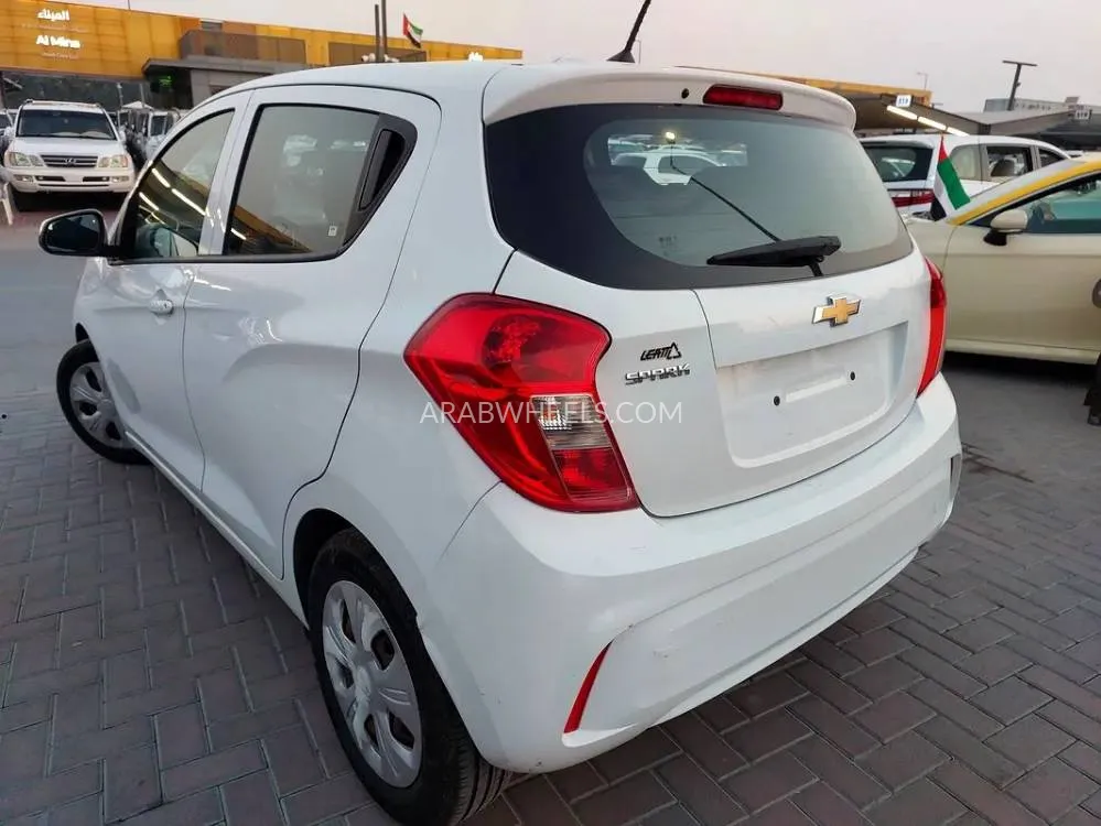 Chevrolet Spark 2017 for Sale in Sharjah Image-6