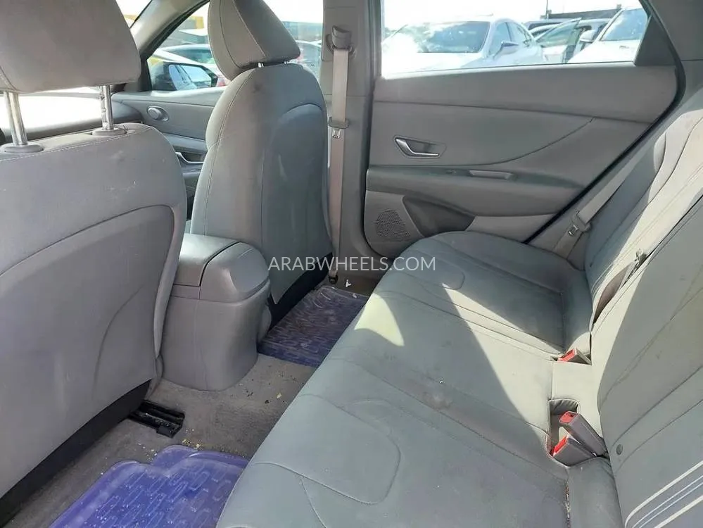 هيونداي إلنترا 2021 for Sale in الشارقة Image-11