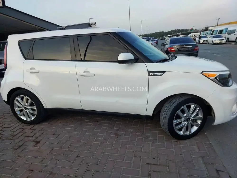 Kia Soul 2018 for Sale in Sharjah Image-12
