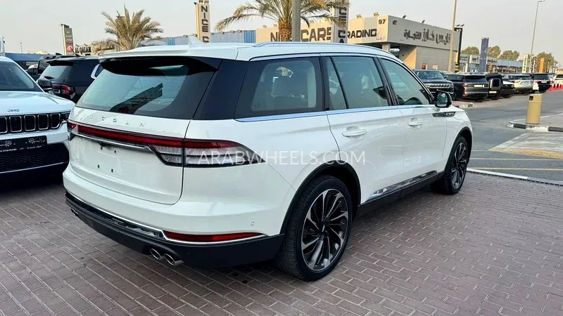 Lincoln Aviator 2023 for Sale in Dubai Image-15