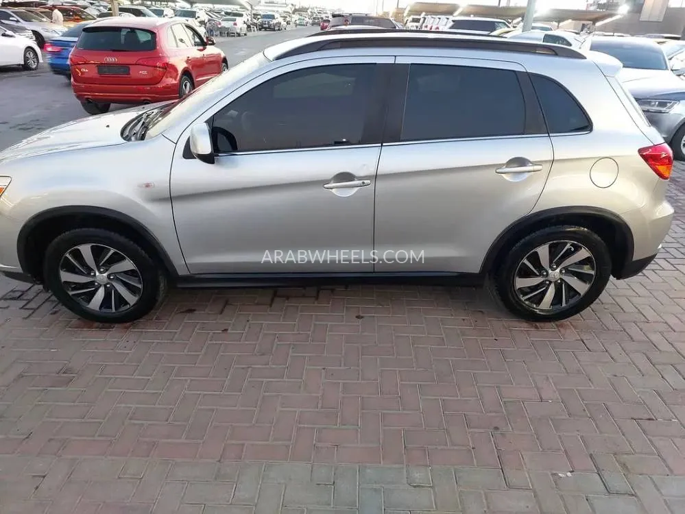 ميتسوبيشي ASX 2018 for Sale in الشارقة Image-2