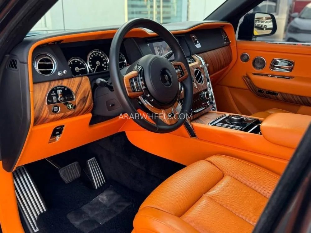 Rolls Royce Cullinan 2019 for Sale in Dubai Image-9