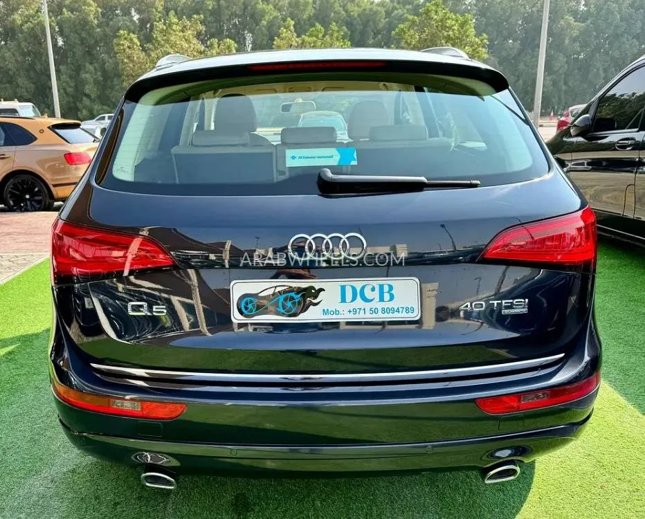 Audi Q5 2015 for Sale in Sharjah Image-18