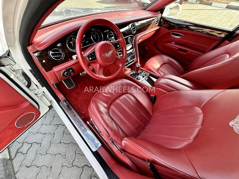 Bentley Mulsanne 2013 for Sale in Sharjah Image-5