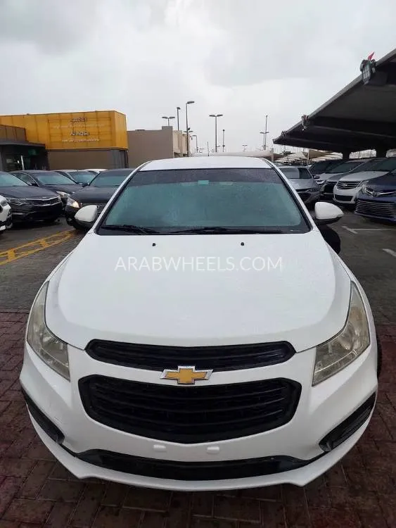 Chevrolet Cruze 2017 for Sale in Sharjah Image-5