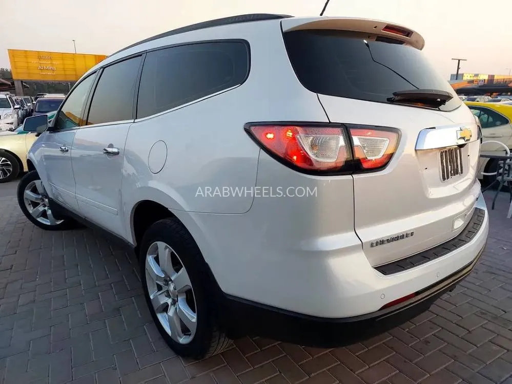 Chevrolet Traverse 2016 for Sale in Sharjah Image-6