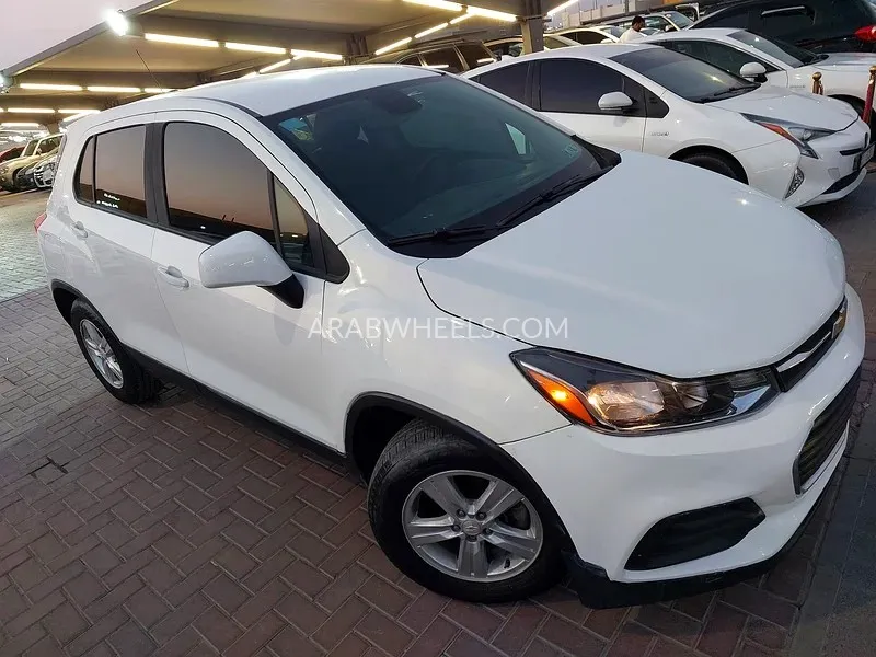 Chevrolet Trax 2021 for Sale in Sharjah Image-3