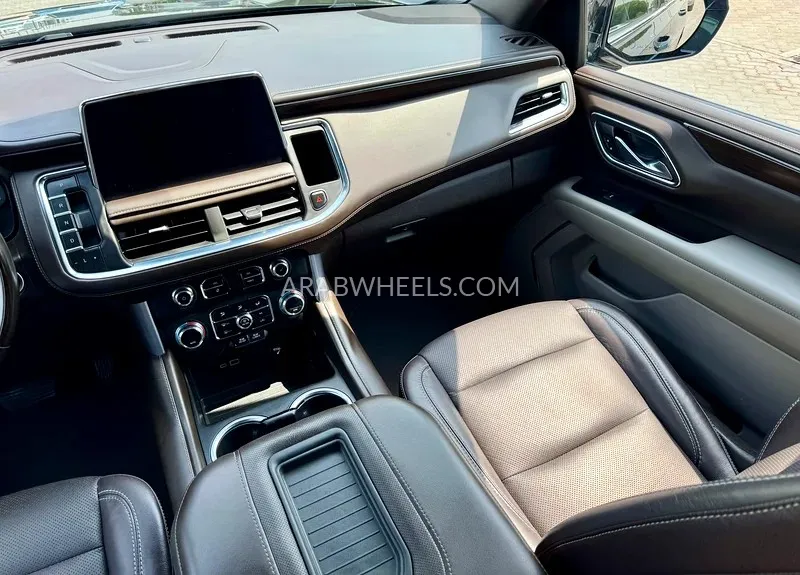 جي إم سي يوكون 2023 for Sale in الشارقة Image-18