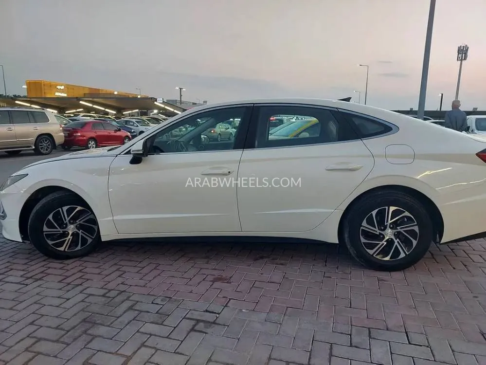 Hyundai Sonata 2023 for Sale in Sharjah Image-9