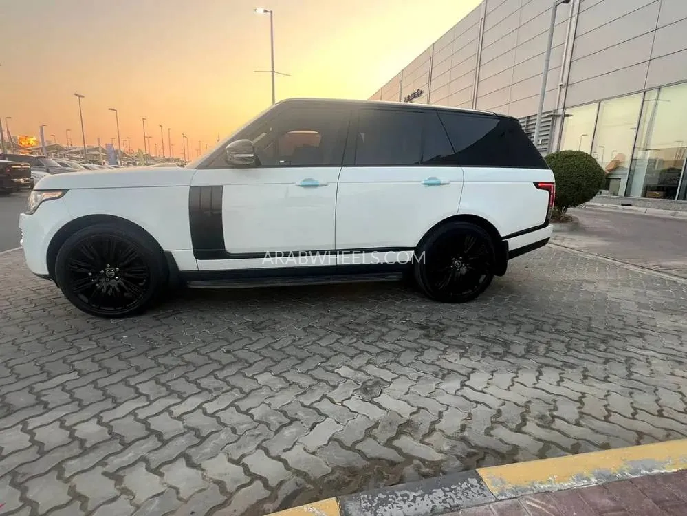 Land Rover Range Rover 2015 for Sale in Sharjah Image-4