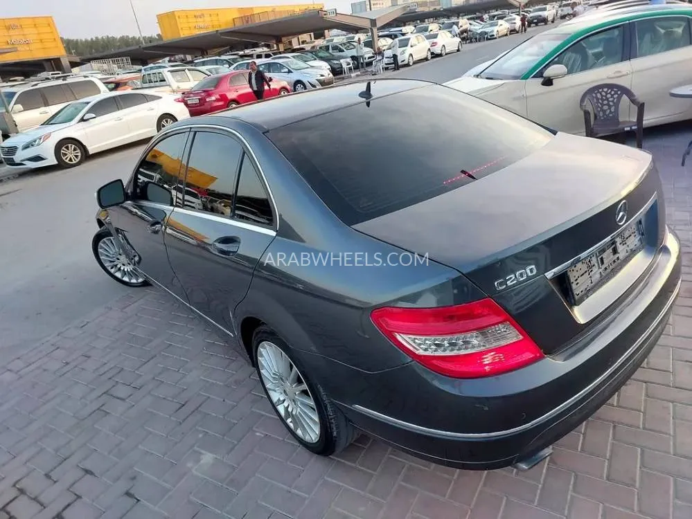 Mercedes Benz C Class 2008 for Sale in Sharjah Image-12