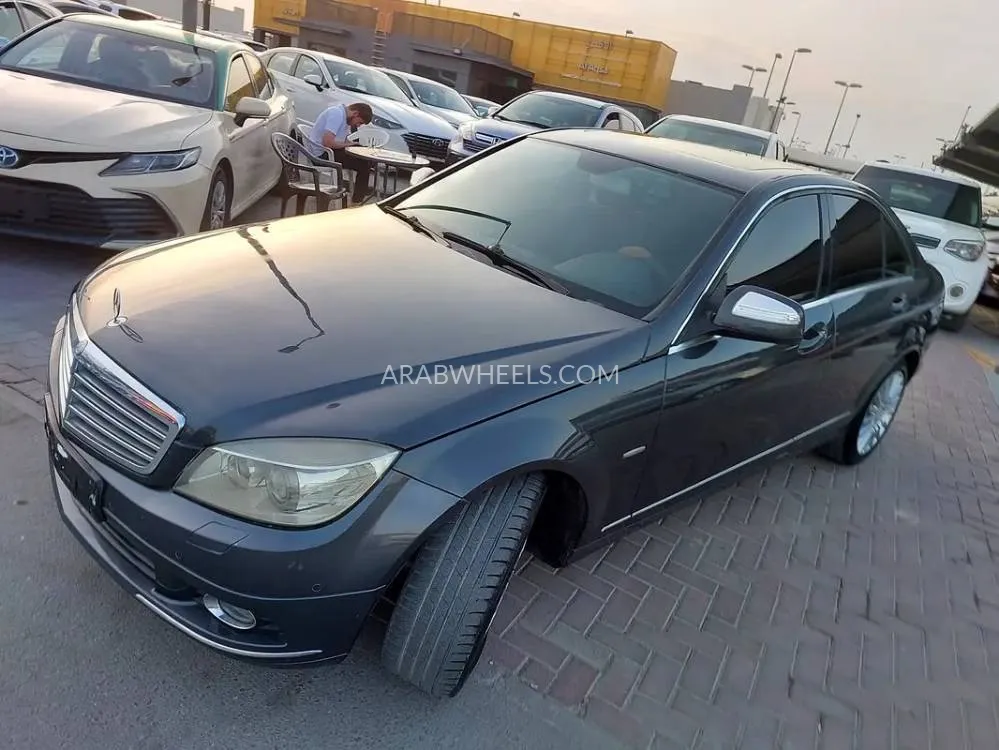 Mercedes Benz C Class 2008 for Sale in Sharjah Image-15