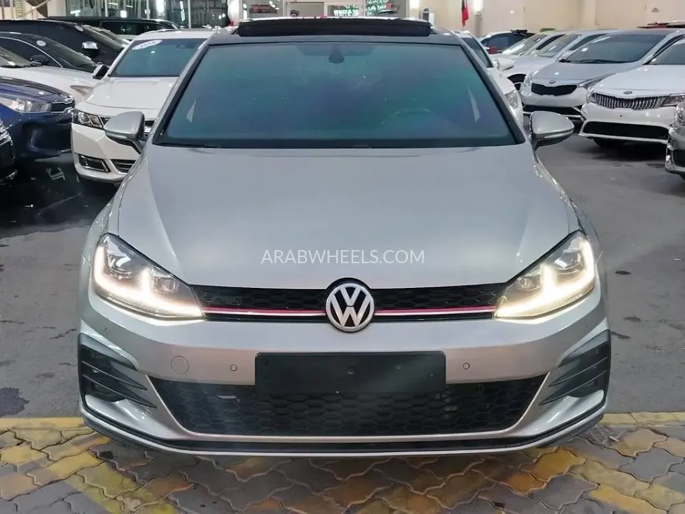 Volkswagen Golf GTI 2018 for Sale in Dubai Image-15