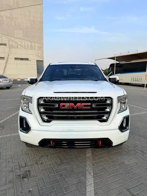 GMC Sierra 2019 for Sale in Sharjah Image-12