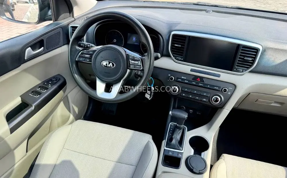 Kia Sportage 2022 for Sale in Sharjah Image-10