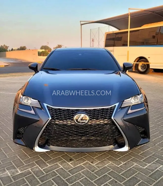 لكزس GS 2018 for Sale in الشارقة Image-4