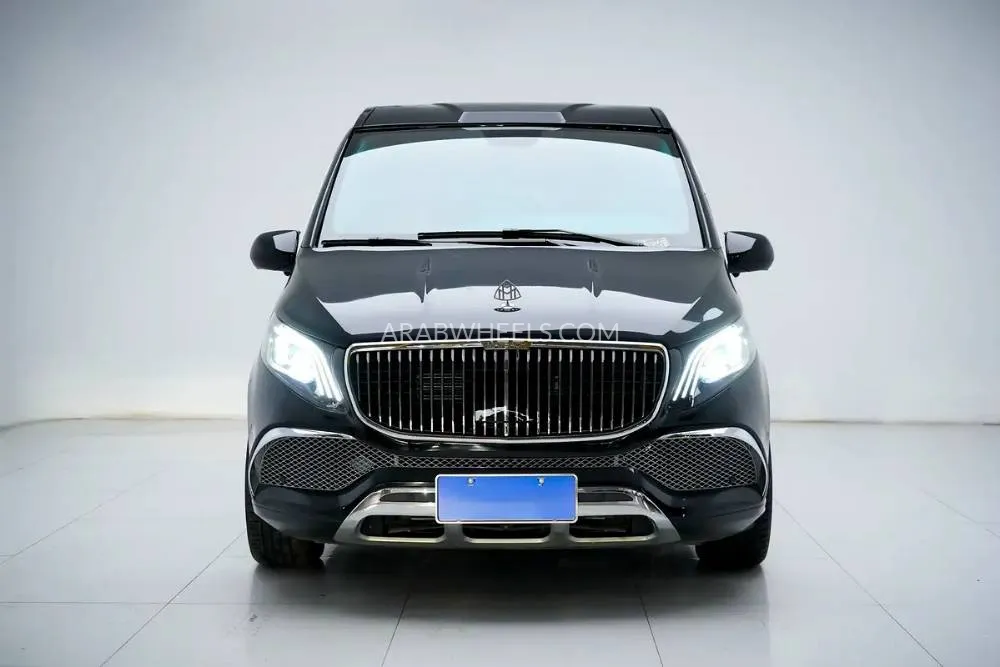 مرسيدس بنز كلاس V 2023 for Sale in الشارقة Image-19