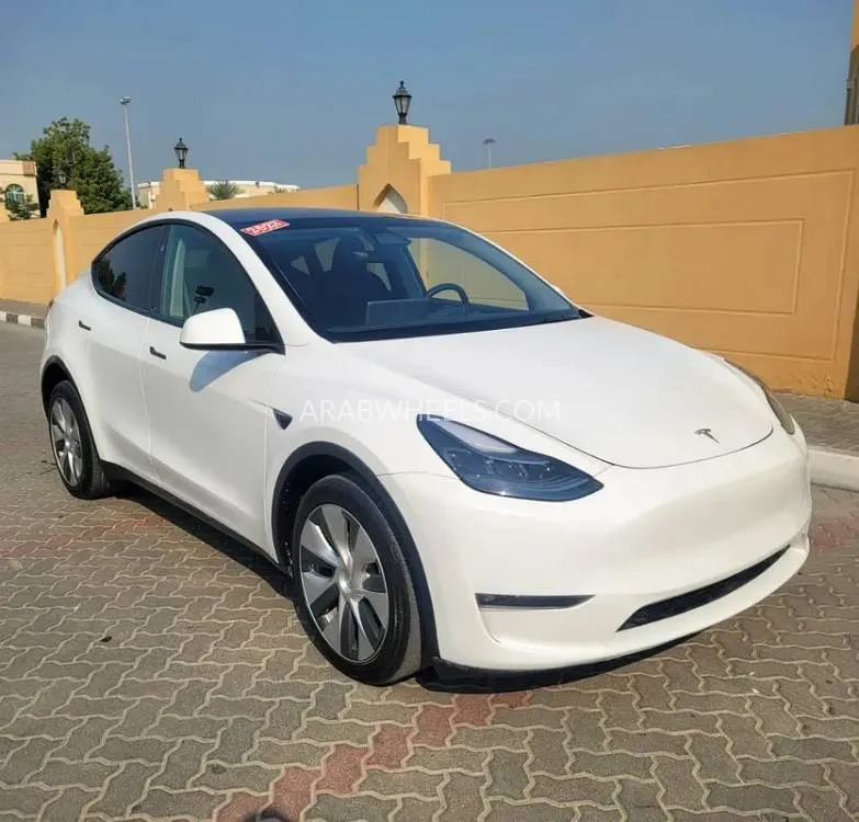تسلا Y موديل  2023 for Sale in الشارقة Image-2