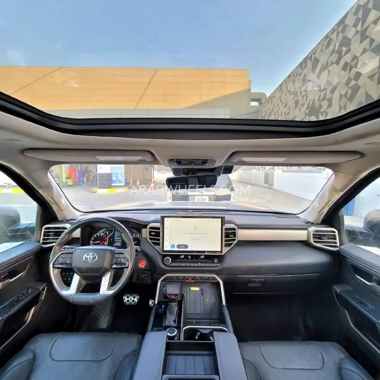 Toyota Tundra 2022 for Sale in Sharjah Image-9