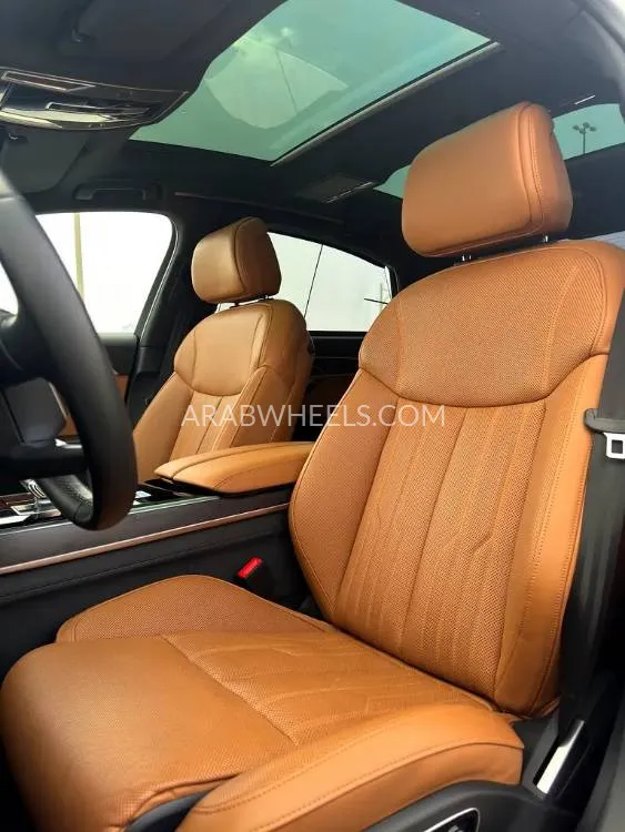 Audi A8 2022 for Sale in Abu Dhabi Image-8
