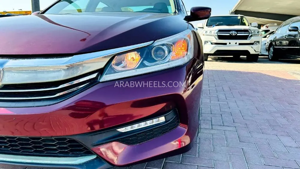 هوندا أكورد 2016 for Sale in الشارقة Image-2