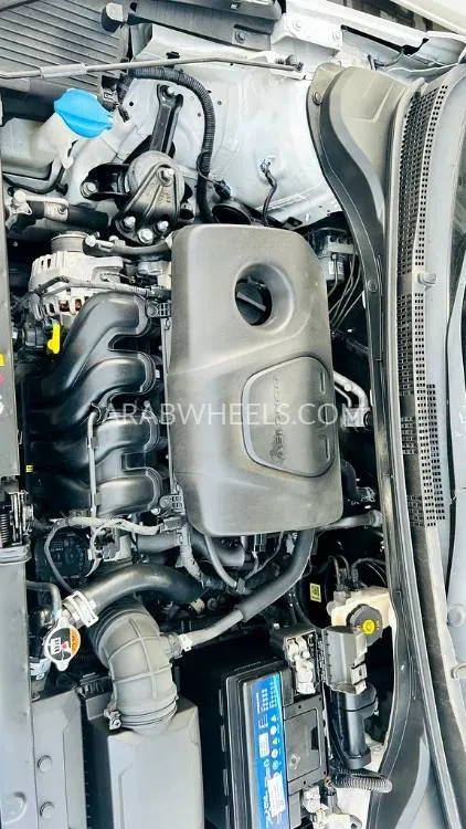 Hyundai Accent 2021 for Sale in Sharjah Image-2