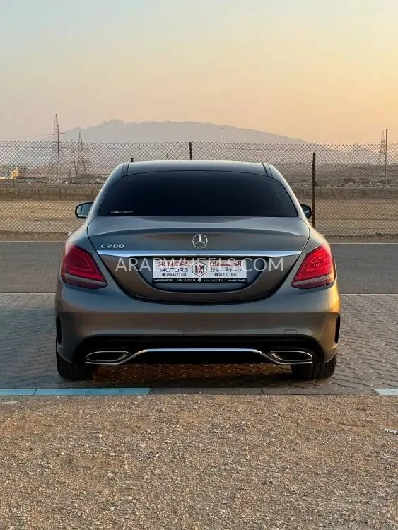 مرسيدس بنز كلاس C 2019 for Sale in أبو ظبي Image-8
